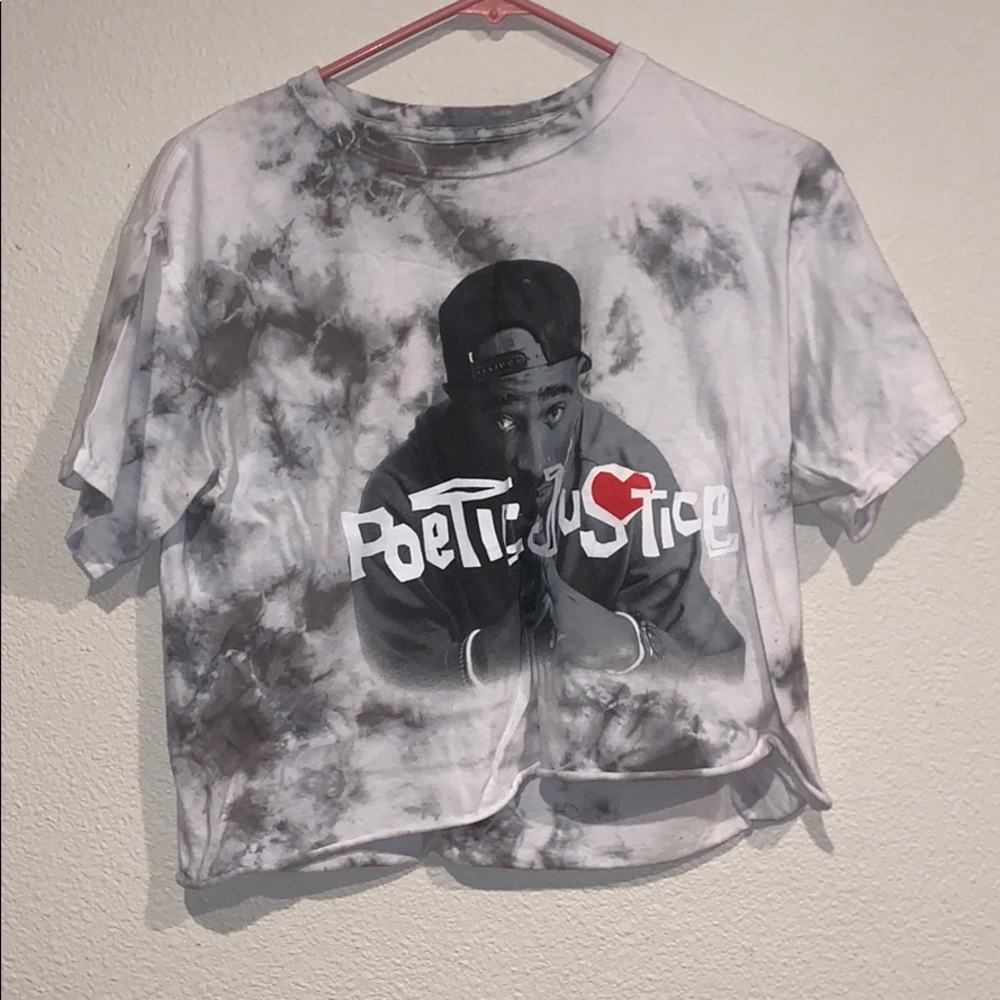 marble used shirt with pic of tupac in the middle